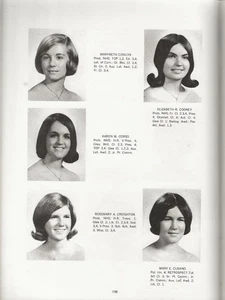 Anuario de la escuela secundaria de Santa María 1966, la retrospectiva, New Haven, Connecticut - Imagen 1 de 1