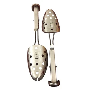 Shoe Tree Form~EKCO~Hammered Silver~Set 2~Folding Retro Cobbler Tool~ USA VTG - Picture 1 of 13