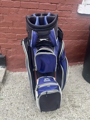 Bolsa de golf Slazenger azul y negra usada. Divisor de 14 orificios Foto 1 de 4