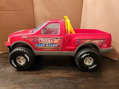2002 Tonka WAVE RUNNER 14" Large Red Plastic 4x4 Truck 4770 Vintage - Image 1 of 4
