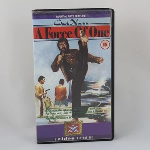 A Force of One (1979) Chuck Norris VHS PAL Cinta Tape Artes Marciales - Picture 1 of 3