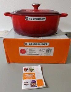 Le Creuset Cerise Signature Oval Casserole/Oven 12-1/4in. & 6-3/4qt - Picture 1 of 10
