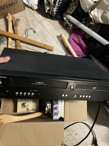Funai SV2000 DVD VCR Combo Raro De Colección SIN PROBAR COMO ESTÁ - Imagen 1 de 3