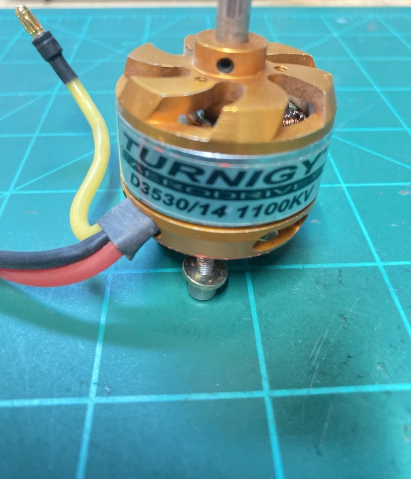 Motor Turnigy D3530/14 1100kv probado Foto 1 de 4