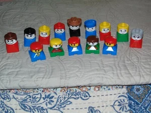FOURTEEN VINTAGE LEGO DUPLO FIGURES--COWBOY, POLICEMAN, GRANNY, MORE--FREE SHIP - Picture 1 of 2
