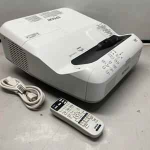 Proyector Epson LCD PowerLite 685W Ultra Corto Alcance HDMI 848 h - Imagen 1 de 7