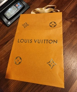 Bolso de regalo de compras con asa superior Louis Vuitton cinta dorada 14" x 10" x 4,5" envío gratuito - Imagen 1 de 10