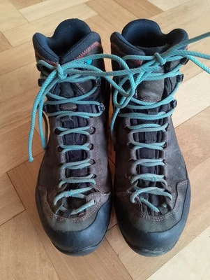 Salewa WS MTN Trainer Mid GTX Hiking Boots – Magnet Viridian Green – UK 8 /EU 42 - Image 1 of 4