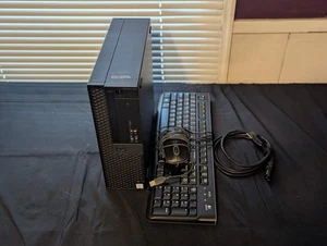 Dell Desktop - OptiPlex 7050 SFF - Picture 1 of 13