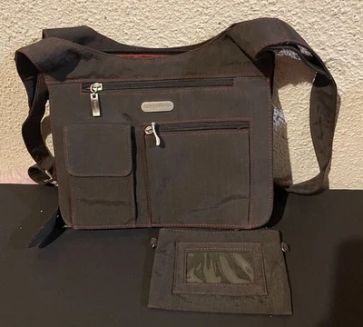 Bolso Bandolera Pequeño Baggallini en Marrón Chocolate/Topo Oscuro Foto 1 de 4