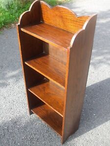 Small antique oak bookcase, pretty and practical, nice graining and colour