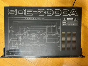 Roland SDE-3000A Echo Effect Processor Rack Digital Delay  Very Good FS - Picture 1 of 8