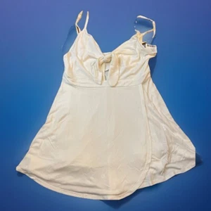 NWT Urban Outfitter Cream Romper Women Sz Medium M - Picture 1 of 2