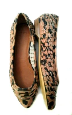 GIVENCHY Cuero Tejido Estampado Leopardo Planos Sin Cordones Talla 6 $550 Foto 1 de 4