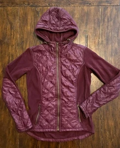 Athleta Jacke Damen XS Vortex Primaloft Stepp Fleece Kapuze Burgund Rot  - Bild 1 von 14