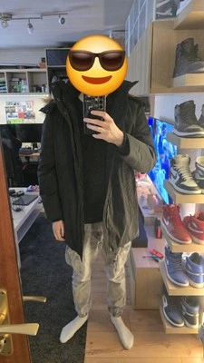 Guess Parka - Bild 1 von 4