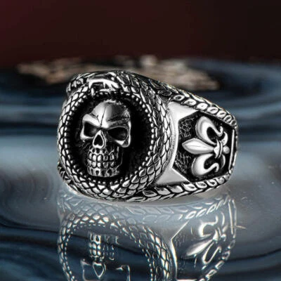 Anillo para hombre de plata de ley 925 maciza con diseño de serpiente y calavera Foto 1 de 4