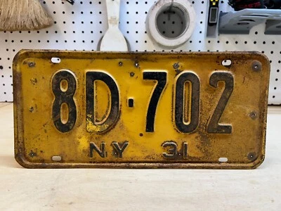 1931 New York License Plate # 8D - 702 - Image 1 of 4