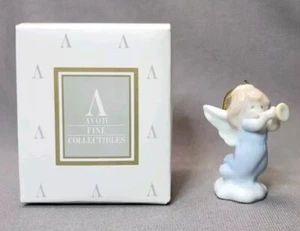 Angel Christmas Ornament Avon Precious Moments Joy To The World Vintage 1996 - Picture 1 of 3