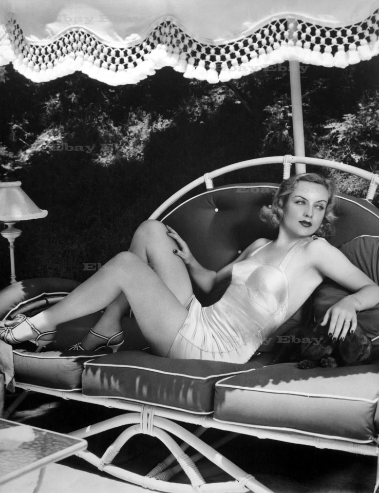 Carole Lombard  Actress 8X10 Photo Reprint - Image 1 of 1