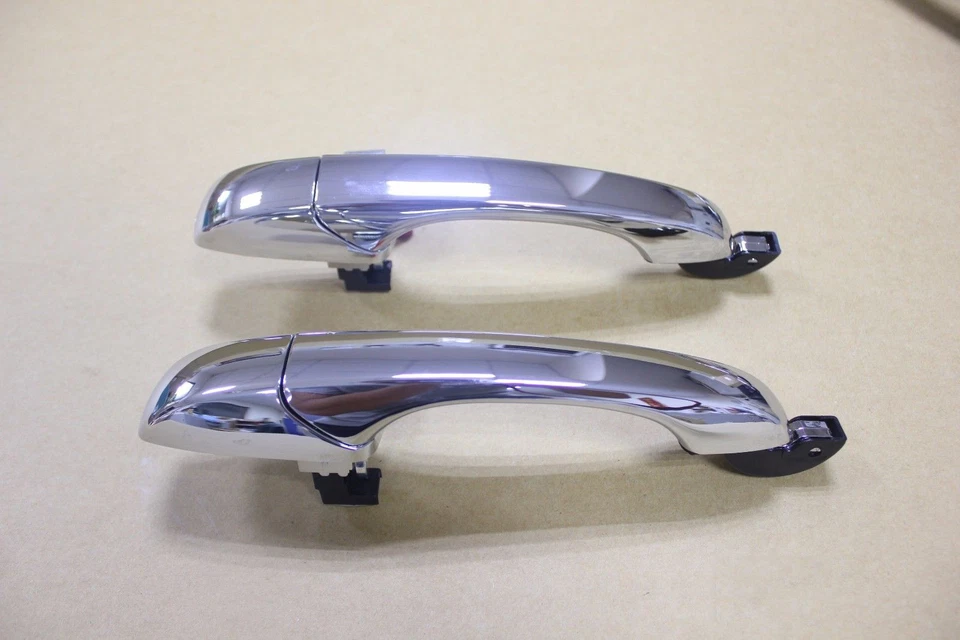 Manija de puerta exterior 2 piezas delantera derecha y trasera derecha cromada para Chrysler 300 C 05-10 Foto 1 de 2