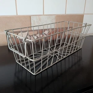 Vintage Rectangle Commercial Metal /Wire Display Basket - Picture 1 of 6