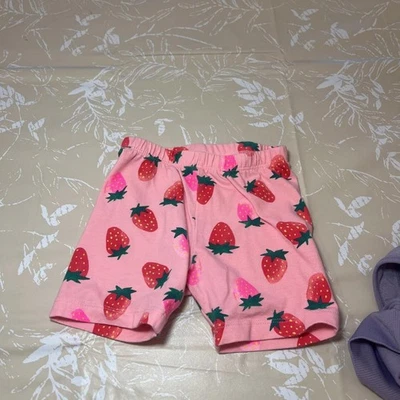 Pantalones cortos de motociclista estampados para niñas pequeñas 4T Foto 1 de 3