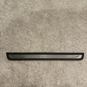 14-23 INFINITI Q50 FRONT LEFT SIDE SILL SCUFF INSERT PLATE KICK PANEL TRIM OEM - Picture 1 of 7
