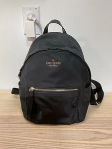 Mochila Kate Spade New York Chelsea mediana de nailon, negra - Imagen 1 de 20