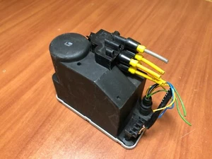 Cerradura puerta bomba vacío mercedes-benz 320e 500e 560sl 0132006329 1248001248 - Imagen 1 de 9