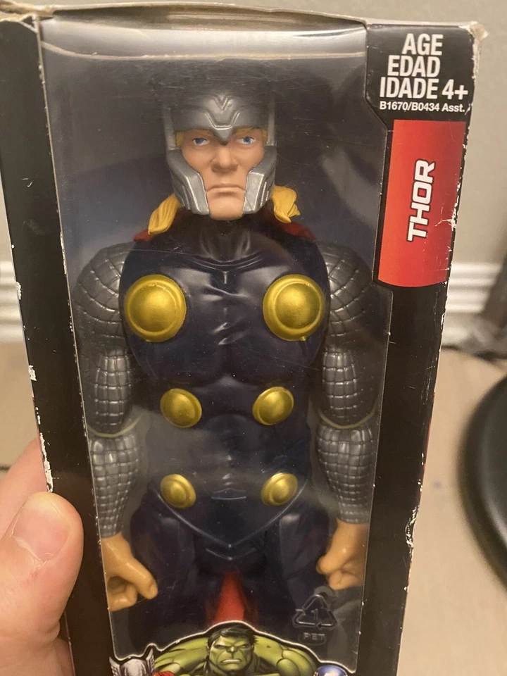 Boneco Marvel Avengers Titan Hero Series Thor 12 polegadas novo na caixa B1670 - Imagem 1 de 4