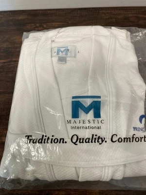 Unisex Bathrobe White Princess Cruises One Size Fits Most Majestic International - Image 1 of 3