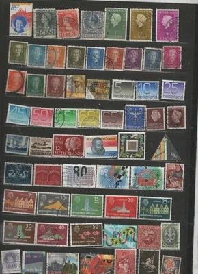 PAÍSES BAJOS: 100 SELLOS POSTALES DIFERENTES,USADOS,FUERA DE PAPEL.QUÉ U C ES LO QUE OBTIENES. Foto 1 de 2