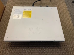 Cisco C9200-24P-E V03 Cisco Catalyst Switch 24 port POE+ 1x POWER SUPPLY - Picture 1 of 8