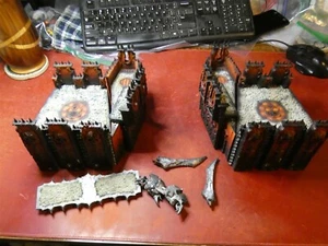 Warhammer: AoS: Gelände: Chaos Dreadhold: bemaltes Malefic Gate - Bild 1 von 2