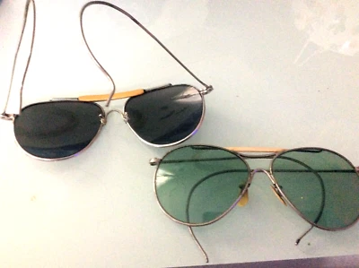 Gafas de sol antiguas de aviador piloto Ray Ban de la década de 1940 barra transversal de baquelita oreja redonda 2pr Foto 1 de 4