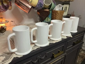 Vintage schöner schwerer unmarkierter Milchglas Bierkrug Krug 5 Stück - Bild 1 von 11