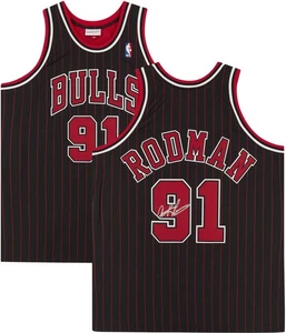 Dennis Rodman Chicago Bulls Signed Black 1995 Mitchell & Ness Authentic Jersey - Picture 1 of 5