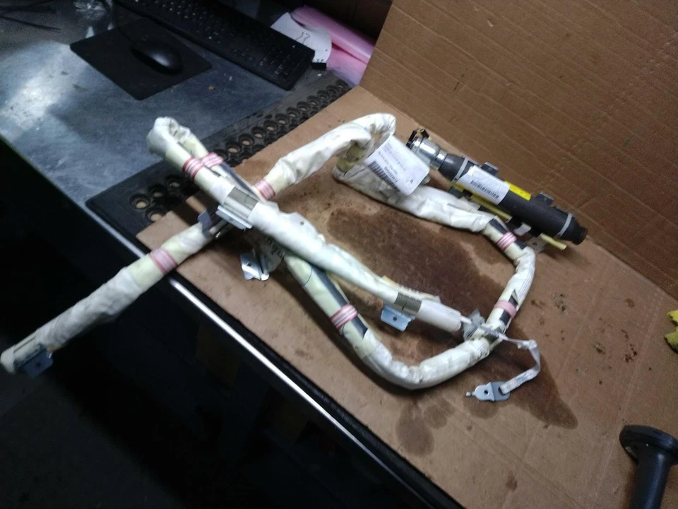 2014 Toyota Sienna Right Curtain Air Bag Grey 332001 Used 111K Miles Foto 1 de 3