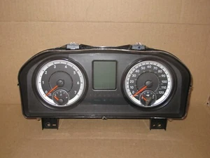 2016 Dodge Ram 1500 2500 3500 Truck Speedometer Cluster 47K - Picture 1 of 4