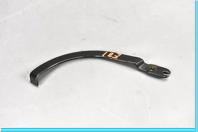 Soporte de montaje de parachoques delantero derecho OEM Jaguar XJS 86-91 Foto 1 de 4