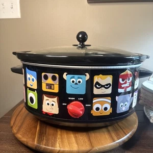 Neu im Karton Disney Pixar 7 Quart ovaler Topf Schongarer SO NIEDLICH! - Bild 1 von 9