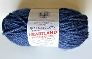 Lotto 1 sk Lion Brand HEARTLAND SPESSA & RAPIDA #6 super ingombrante OLYMPIC Navy 633695 - Foto 1 di 5