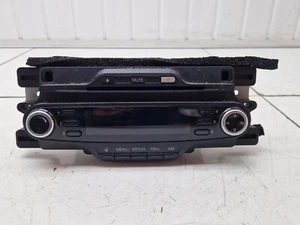 Alfa Romeo Giulietta Radio Stereo CD Player Head Unit 7642322316 2010-2020 - Picture 1 of 24
