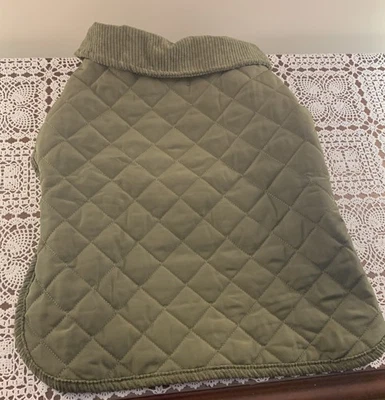 Chaqueta de nailon reversible corazón a cola para perro verde militar mediana cálida traje de invierno Foto 1 de 4