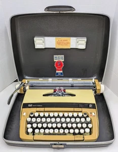 Vintage Smith-Corona Galaxie Twelve 12 Typewriter - WORKING! - Picture 1 of 5