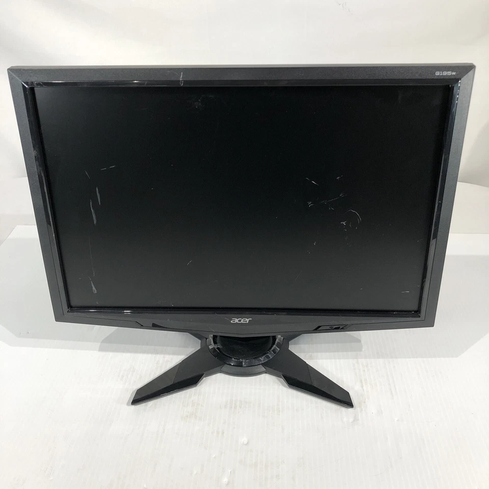 Acer G195W 19 Inch Monitor LCD With Stand - Image 1 of 4