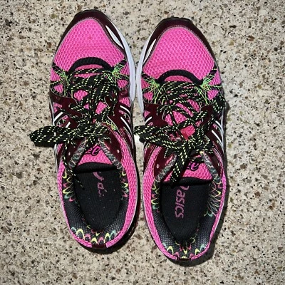 Gel para mujer ASICS talla 7,5 Foto 1 de 4