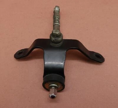 КРОНШТЕЙН КРЕПЛЕНИЯ ДВИГАТЕЛЯ 2007-2008 Harley Davidson Electra Glide Ultra Classic - Изображение 1 из 4