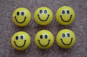 Set of 6 YELLOW HAPPY FACE bulletin board pushpins, thumbtacks, or magnets - Picture 1 of 12